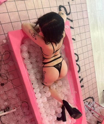 Анкета проститутки Валерия - город Хатуей, 26 лет, №9333